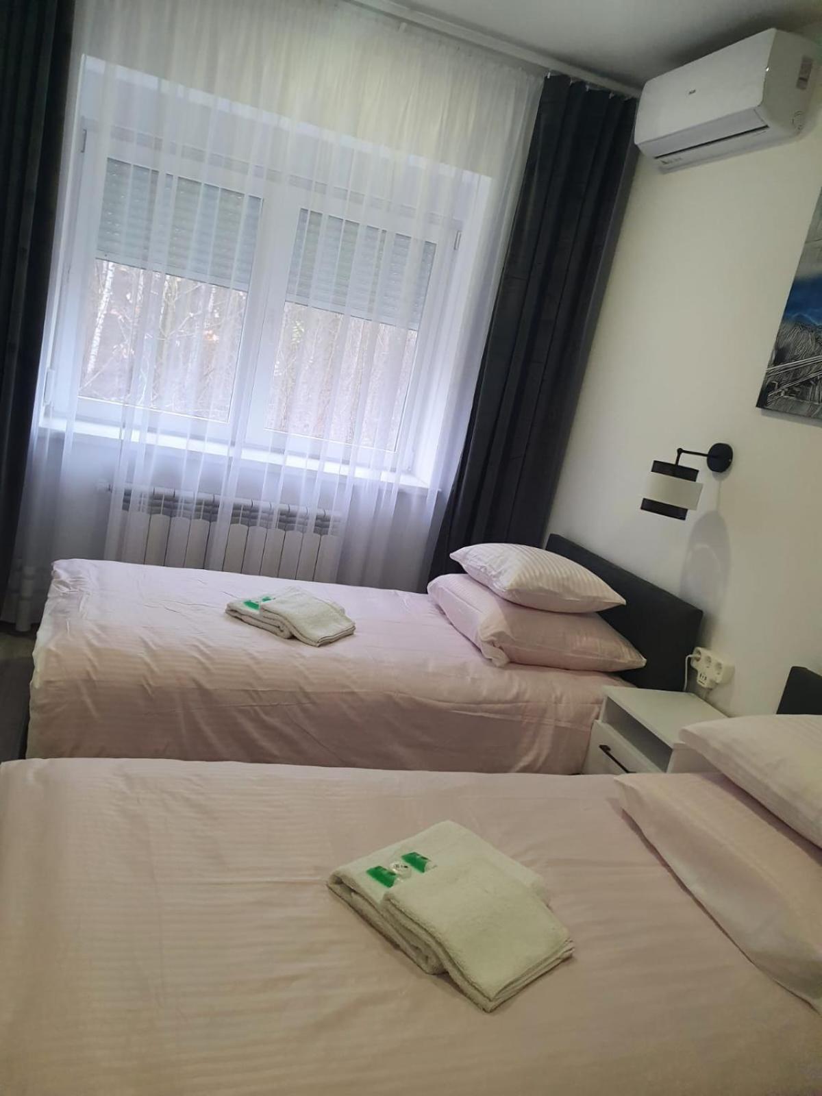 Comfort Stay, Ev, Parking โบเลสวาเวียส ภายนอก รูปภาพ