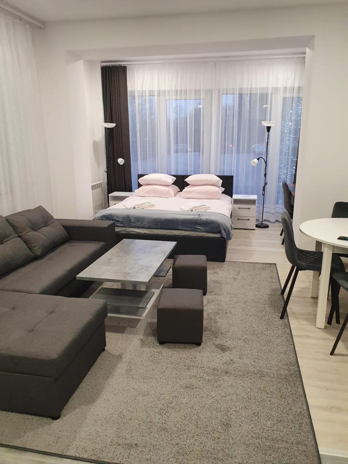 Comfort Stay, Ev, Parking โบเลสวาเวียส ภายนอก รูปภาพ
