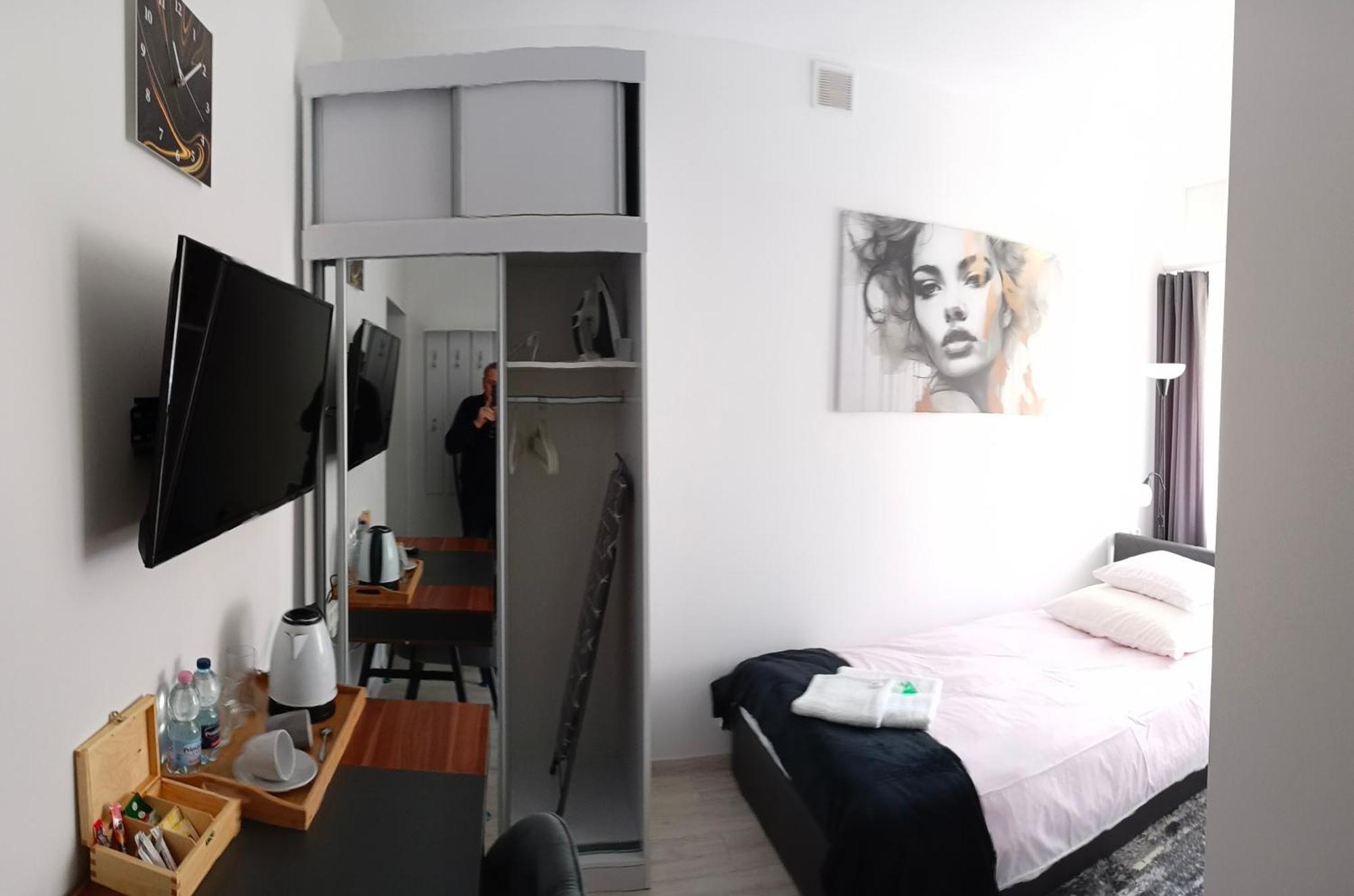 Comfort Stay, Ev, Parking โบเลสวาเวียส ภายนอก รูปภาพ